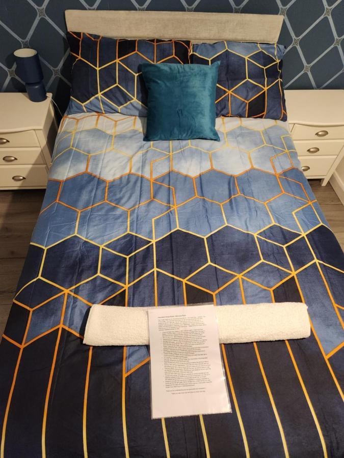 Gatwick Star Night Stay - Gatwick Кроули Екстериор снимка