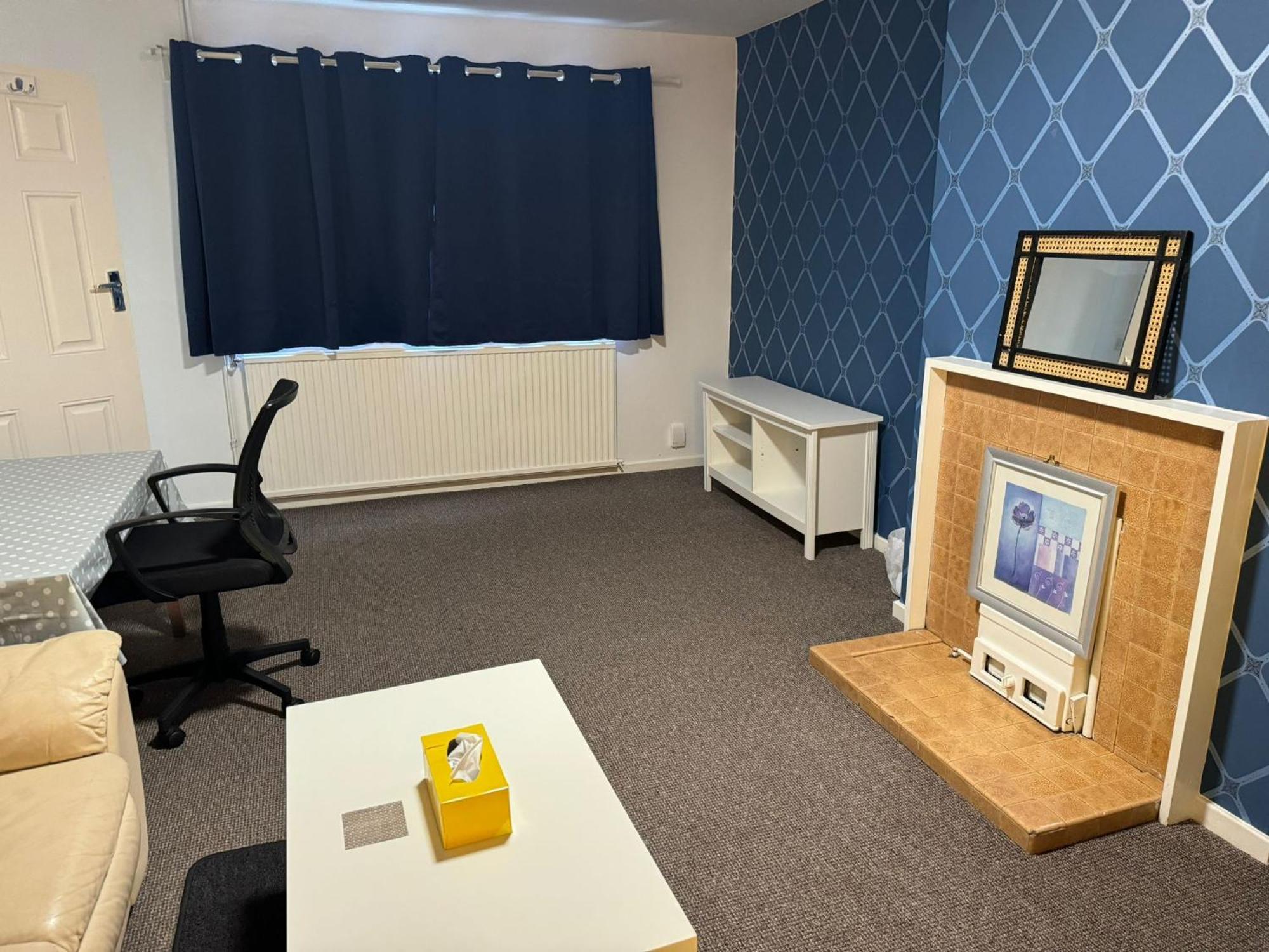 Gatwick Star Night Stay - Gatwick Кроули Екстериор снимка