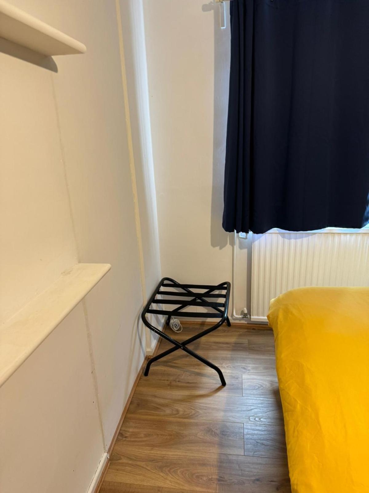 Gatwick Star Night Stay - Gatwick Кроули Екстериор снимка